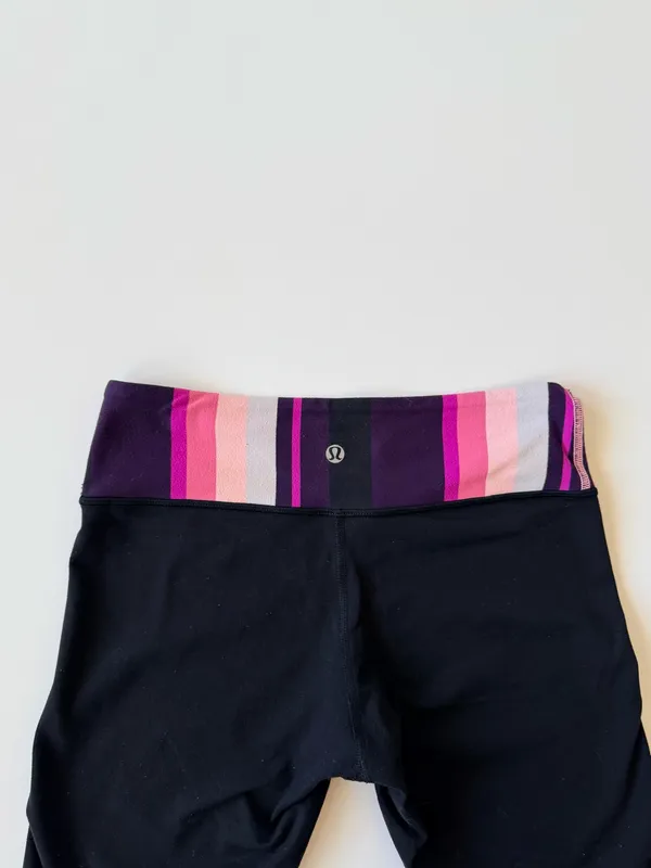 Reversible Lululemon Capri Leggings 6 Women’s Wunder Under Crop Black - Image 3