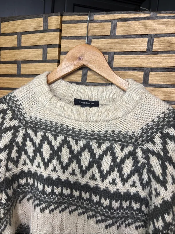 Sanctuary tan fair aisle sweater size medium - Image 3