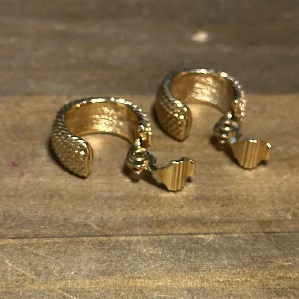 Vintage Monet gold tone textured clip on hoop earrings - Image 3