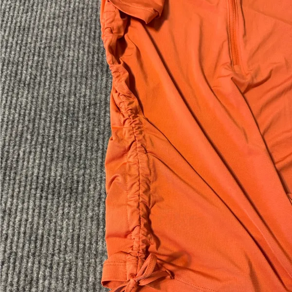 Helly Hansen Vibrant Orange Half-Zip quick dri Top size Medium‎ - Image 5
