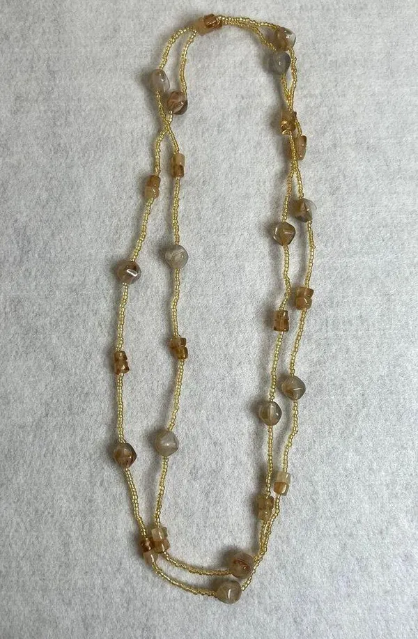 Cream Beaded Necklace - Image 2