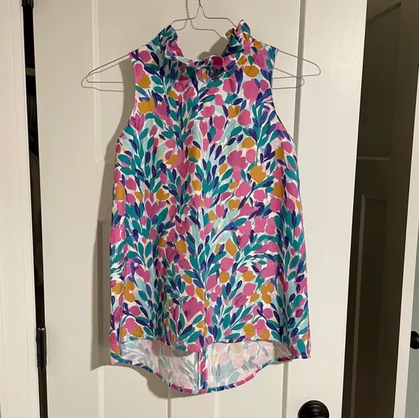 NWT Tyler Boe Claudette Ruffle Neck Tulips Top - Image 4