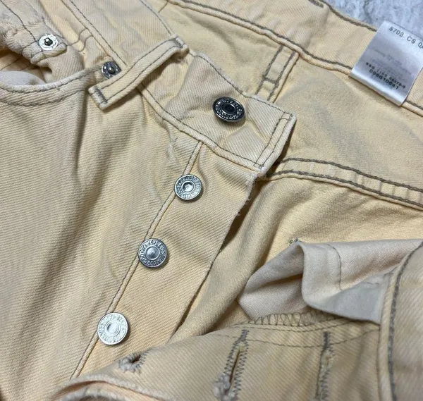 Levi's 501 button fly vanilla yellow cream 31x32 - Image 7