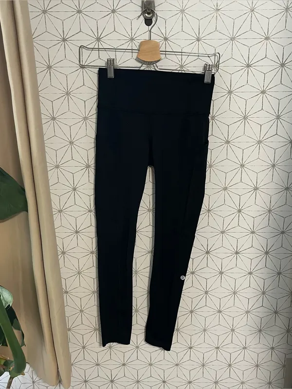Lululemon Fast & Free 7/8 Tight II *Nulux 25" Black - Image 2