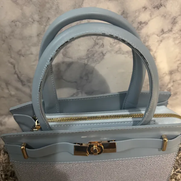 Light Blue Structured Tote Handbag with Gold Hardware - Image 2