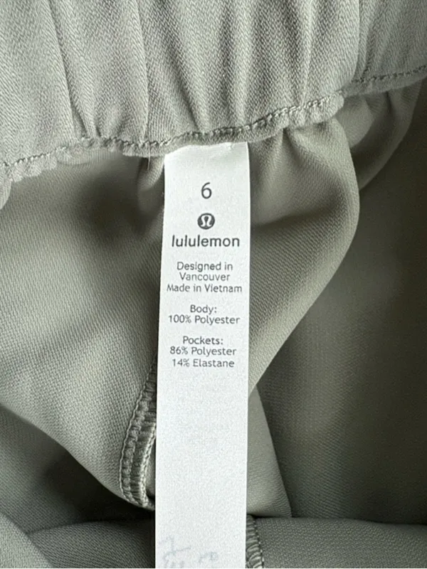 EUC Lululemon Noir Crop Pants Sage Grey Size 6 - Image 8