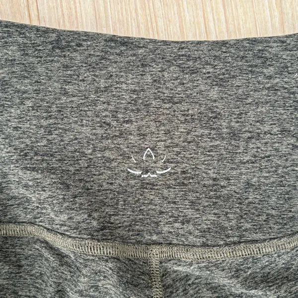 Beyond Yoga Spacedye Stacked & Sliced high waisted 7/8 leggings size S small - Image 11