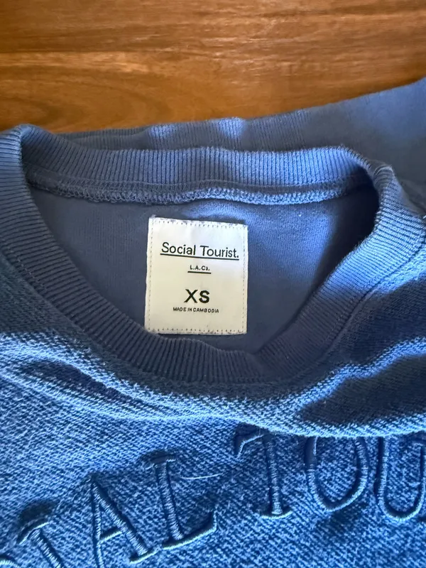 Social Tourist Sweater Hollister - Image 2