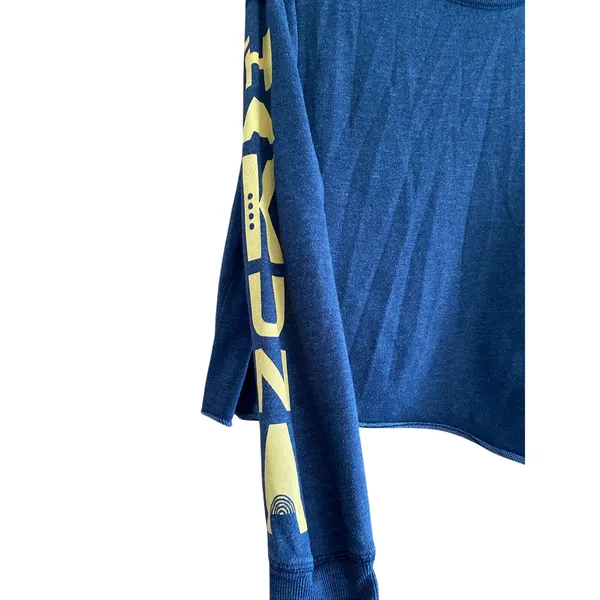 Target Lion King Hakuna Matata Long Sleeve Crop Top Size Large - Image 4