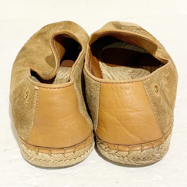 UGG‎ Australia Women Size 10 Sandrinne II Gold Metallic Slip On Espadrille Flat - Image 5