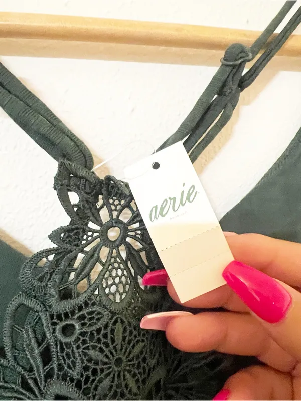 Aerie Dark Green Ribbed Lace-Back Floral Cami Crop Top - Image 8