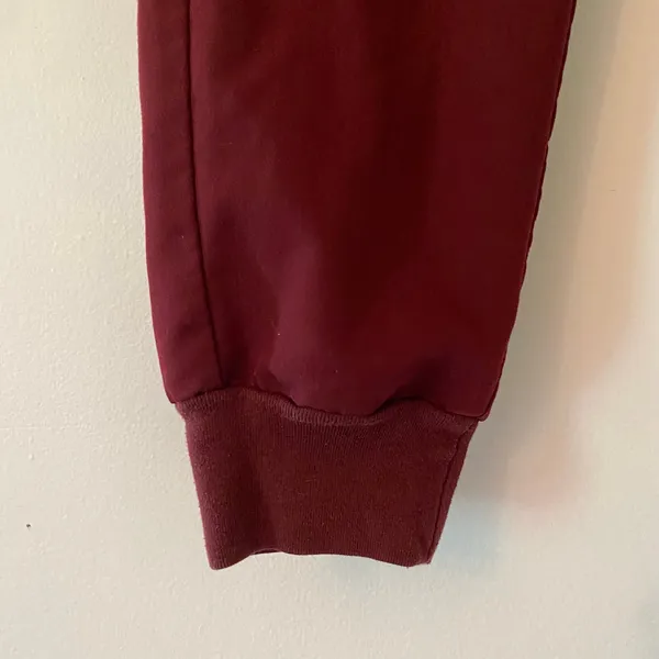 FIGS Burgundy Red Zamora Jogger Scrub Pants Uniform Nurse Doctor Women's Medium - Image 4