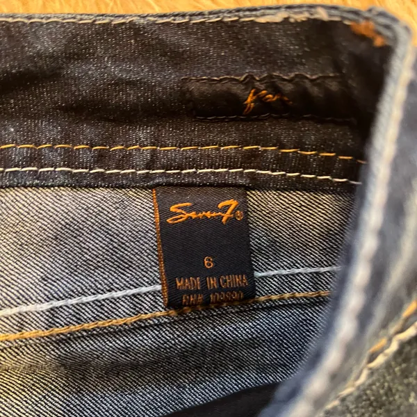Seven7 Dark Blue Flare Jeans Size 6 - Image 3