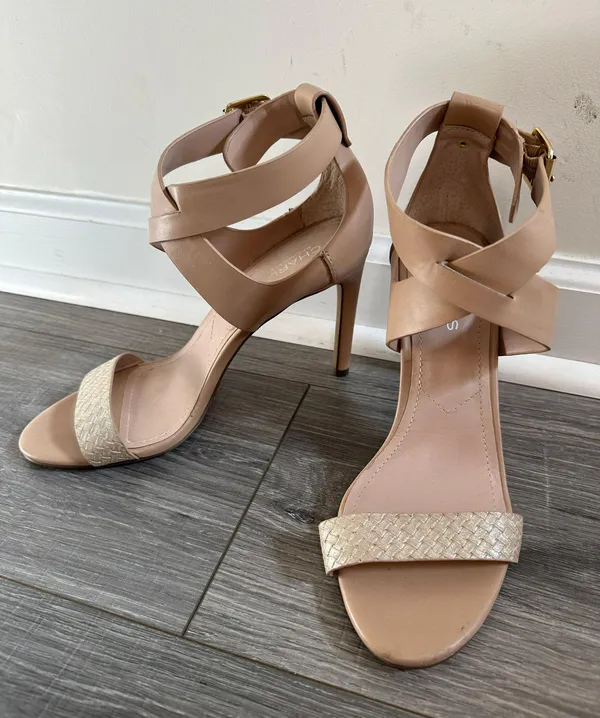 Charles David Nude Heels - Image 5