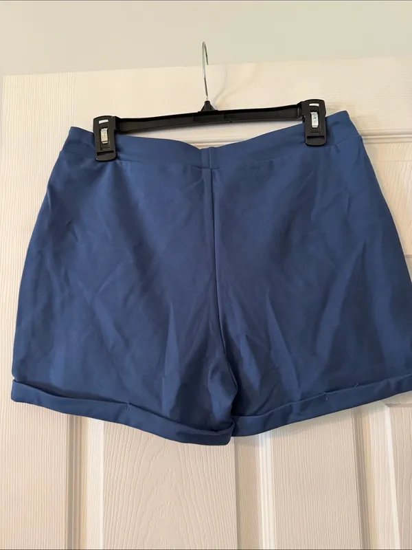 HALARA Blue High-Waist Double-Button Shorts size L more like M inseam 3” - Image 3