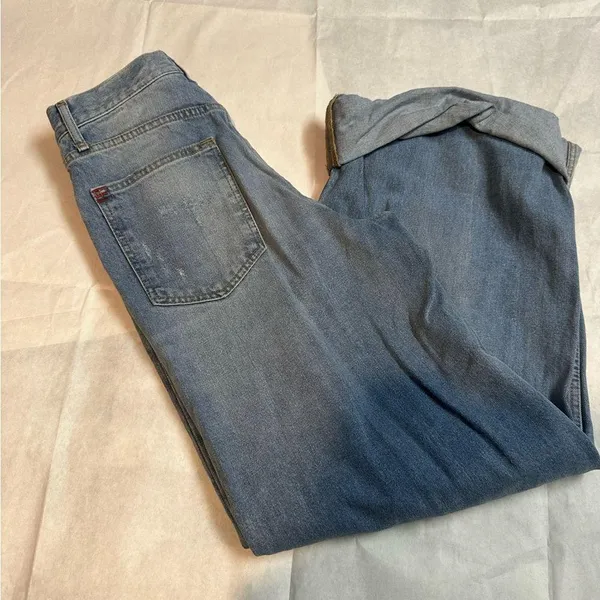 BDG Blue Relaxed Jeans with Distressed Details - Image 9