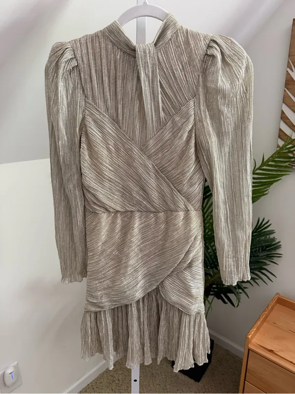Saylor Saydee Ruched Dress Size small - Image 3