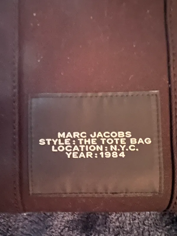 Marc Jacobs Tote Bag Black Medium - Image 3