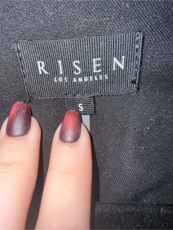 Cropped Black Denim Jacket - Image 6