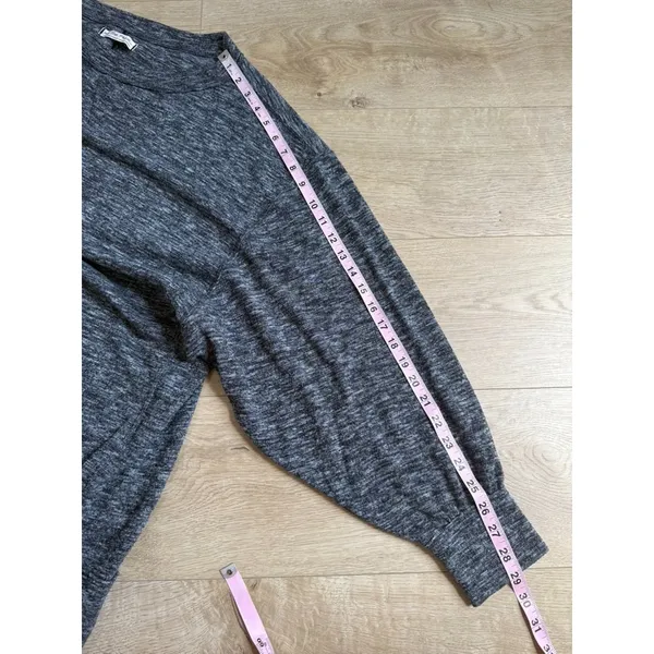 EUC Free People WE THE FREE black gray heathered oversized sweater size L - Image 6