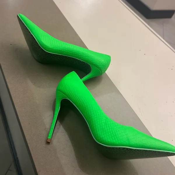 Stilettos Elegant Green Stiletto Heels 10 M Like NEW - Image 6
