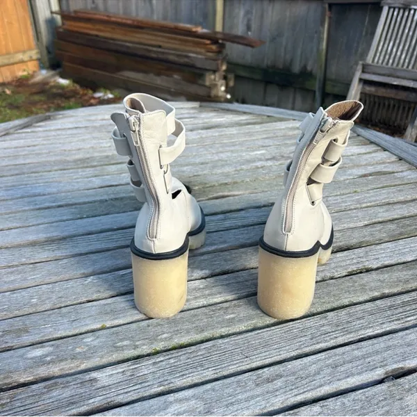 Jesse Boots from Free People Size 39 or 8.5 us winter fall cutout‎ unique - Image 8