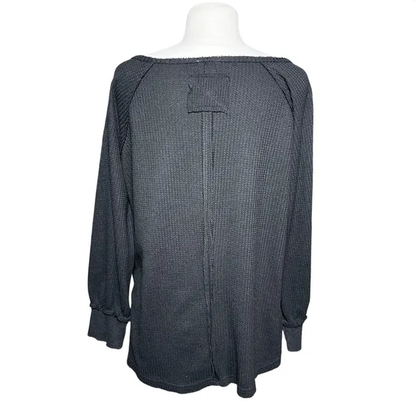 POL Women’sBoho Black Thermal Knit Long Sleeve Split Knick Popover Top - Image 4