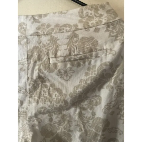 Coldwater Creek Women’s Size 4 White Beige Floral Print Capri Pants Cropped - Image 4