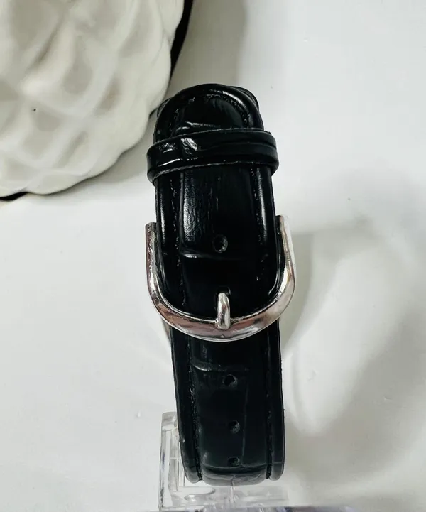 Classic Watch Black - Image 5