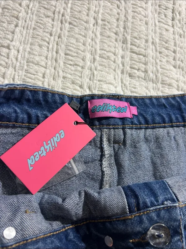 Edikted Dark Blue Denim Cutoff Skorts with Pink Tag - Image 2