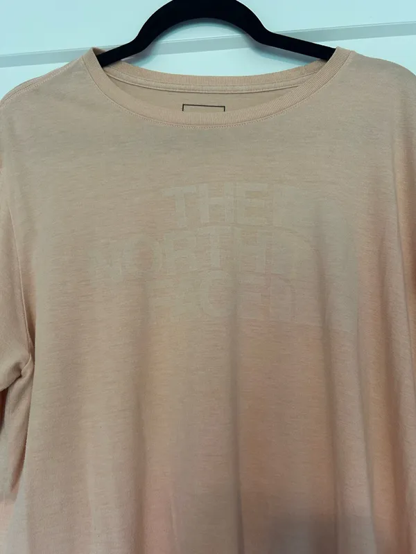 North face shirt short sleeve - Image 2