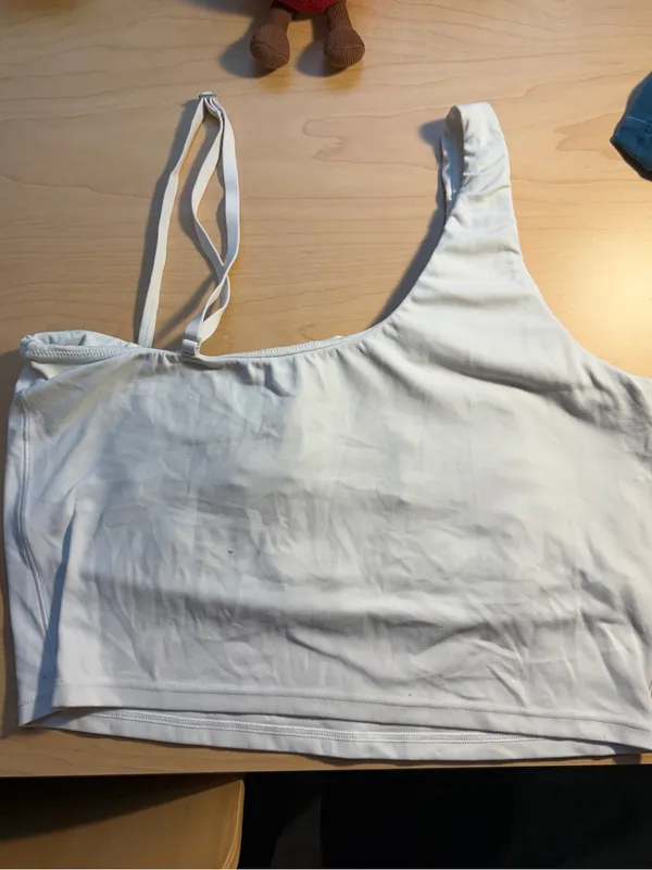 OFFLINE by Aerie Real Me XTRA Asymmetrical Sports Bra Crop Top Size Large White - Image 4