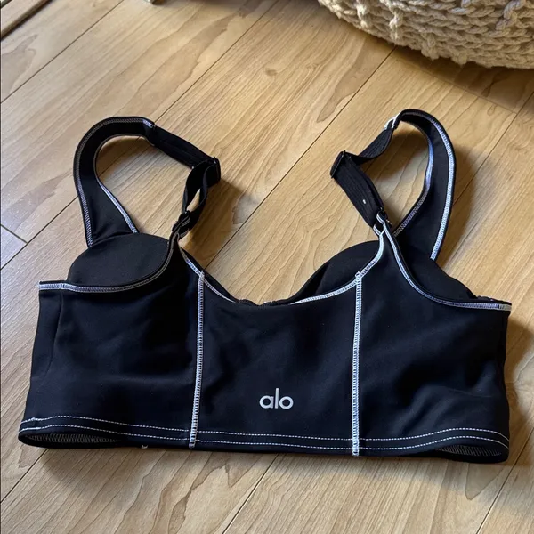 ALO Yoga Black and White Women's Bra - Image 2
