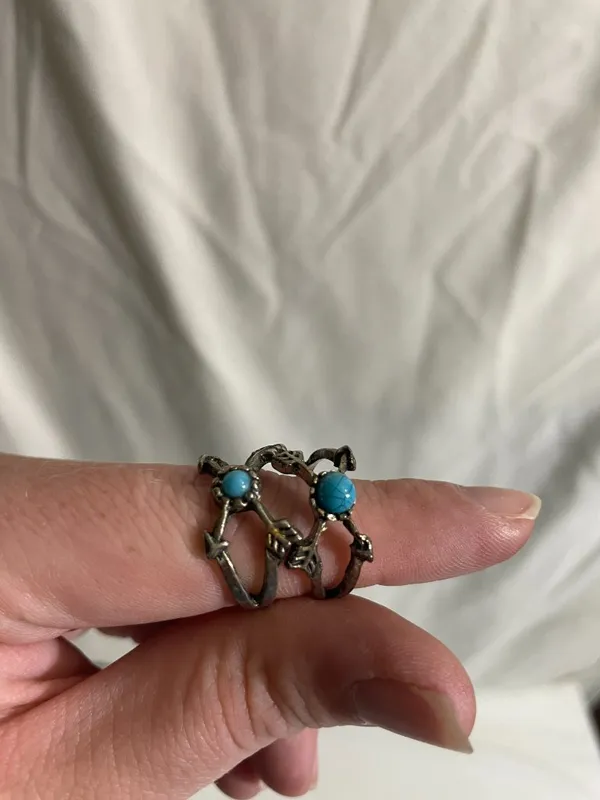 Silver Tone Fashion Jewelry Turquoise Arrow Wrap Rings Size 4 Lot of 2 - Image 6