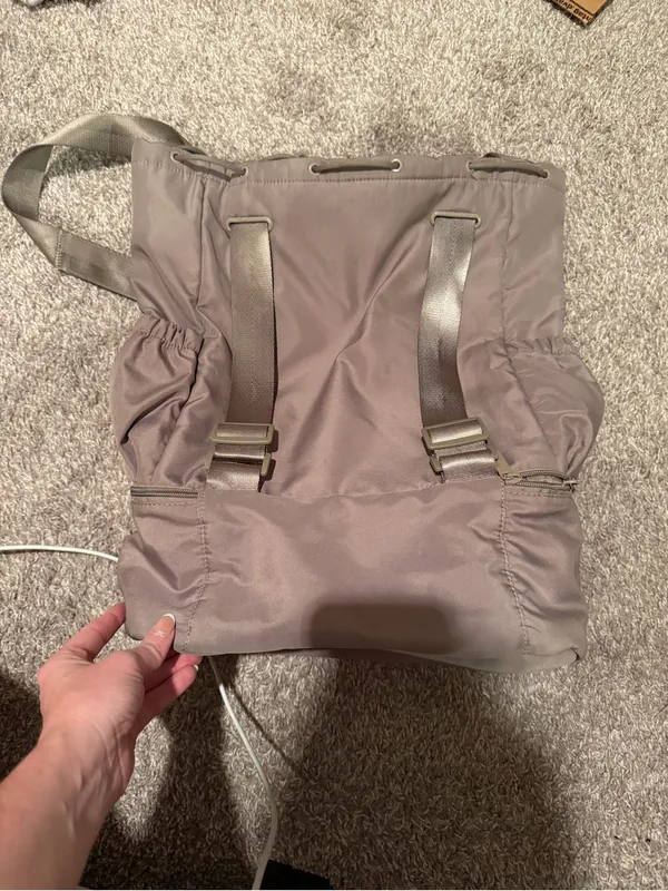 Beyond Yoga Convertible Gym Bag in Birch - Image 12