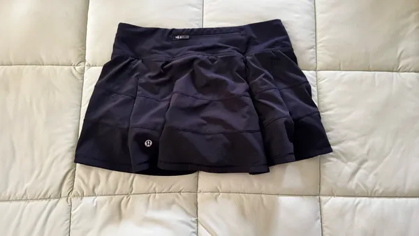 Lululemon skort - Image 4