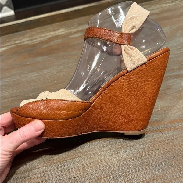 Cynthia Vincent Leather Wedge Sandals Size 9 Brown Knot Peep Toe Boho Chic - Image 4
