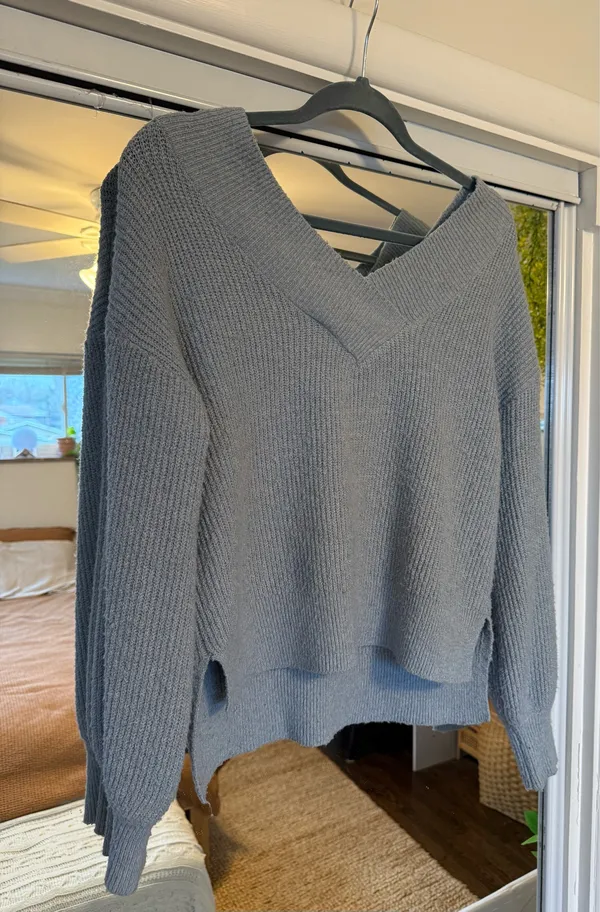 Pink Rose Comfy Blue V-neck Sweater - Image 3