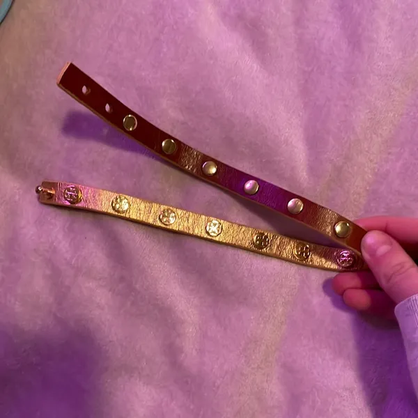 Tory Burch Double-Wrap Logo Stud Bracelet Gold - Image 6