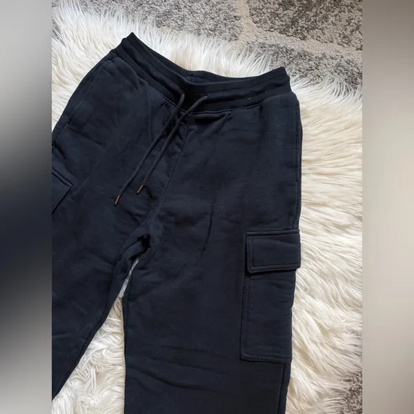 UNIQLO cargo sweatpants - Image 6
