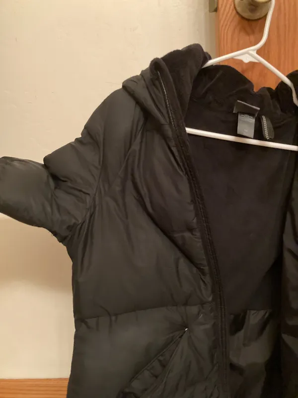 Women’s winter coat FLAWED - Image 4