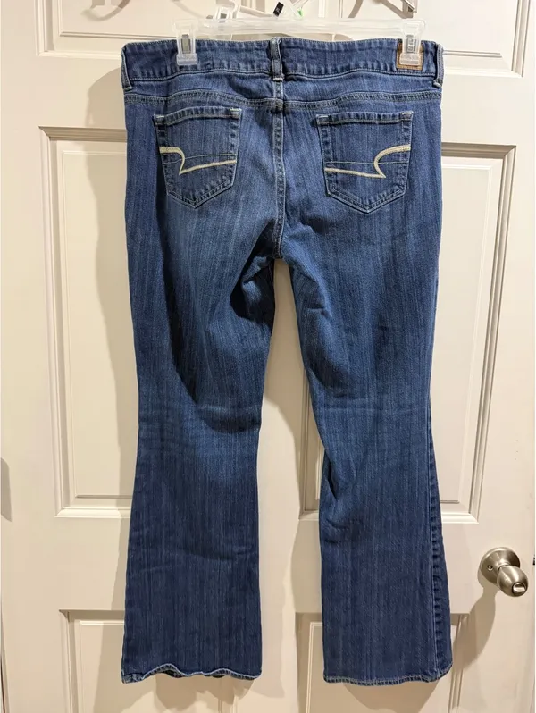 American Eagle Artist Women's Blue Denim Bootcut Jeans Size XL - Image 4