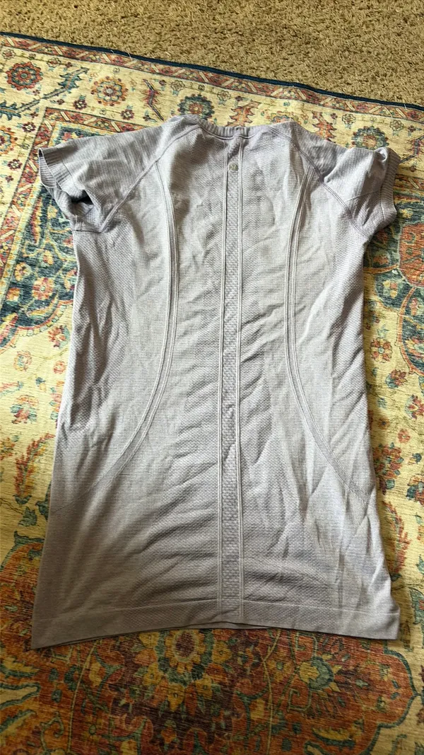 Lululemon Shirt Swiftly Tech Short Sleeve - Image 2