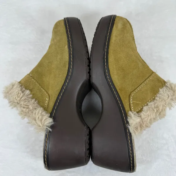 Crocs Suede Fur Lined Platform Clogs Olive Green Brown Wedge Mules‎ Womens 7 - Image 8