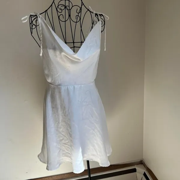 Olia White Satin Cowl Neck Mini Dress Tie Shoulder Back Detail Size M - Image 4