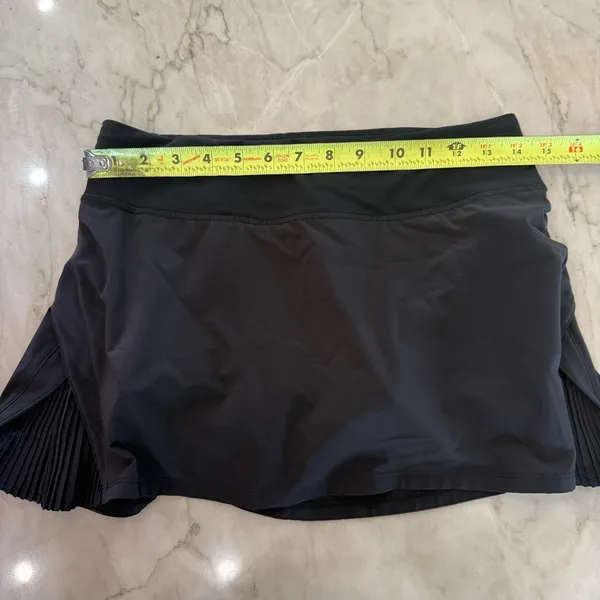 EUC: Lululemon Play Off The Pleats Skirt - Image 4