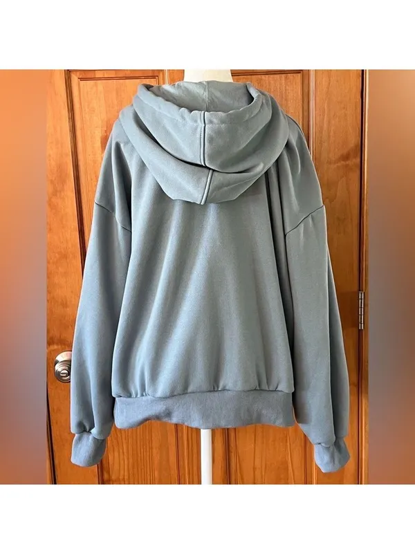 Blue Cozy Sweatshirt Size L - Image 2