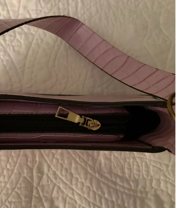 Y2K Pink Croc Shoulder Bag - Image 2