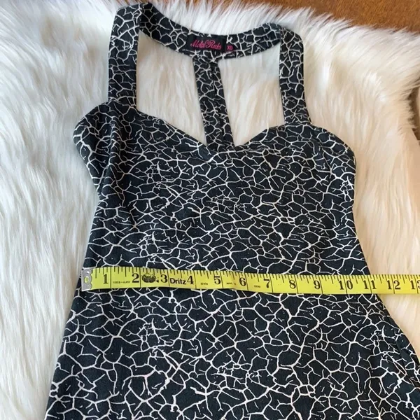 Motel Rocks Cage Back BodyCon Dress Size XS - Image 13