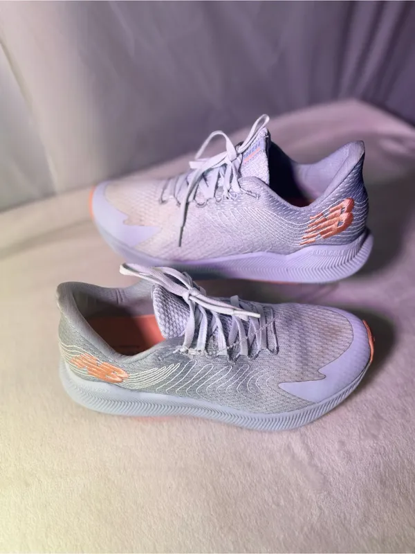 New Balance Women's Light Blue Sneakers with Coral Accents - Image 3